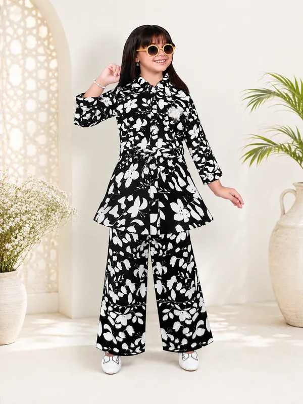 Black_White_Cotton_Floral_Cord_Set_For_Girls