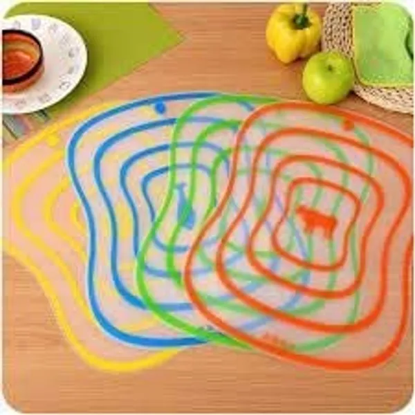 Plastic_Cutting_Board_Set