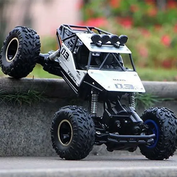 Vcares_1:16_Plastic_Rechargeable_Rock_Crawler_Off_Road_R/C_Car_Monster_Truck_Toys-B92_(Multicolor)