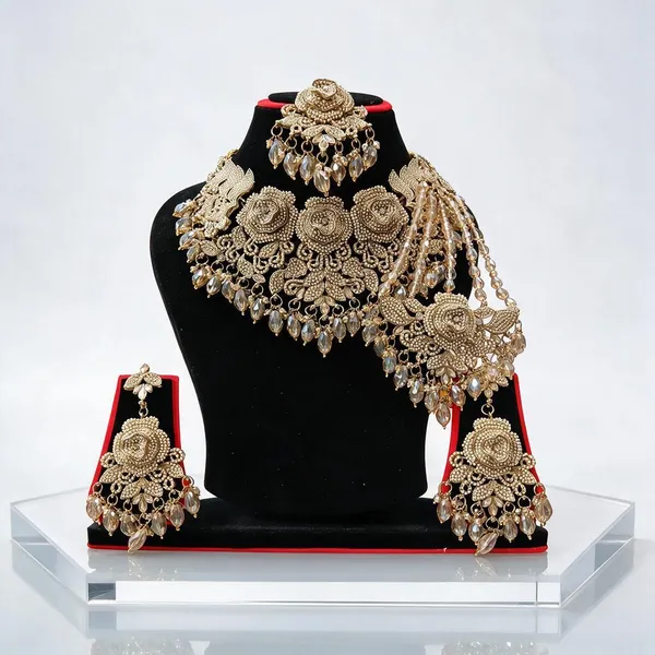 Gold_Tone_Copper_Brass_Pearl_Kundan_Style_Bridal_Jewellery_Set_For_Women