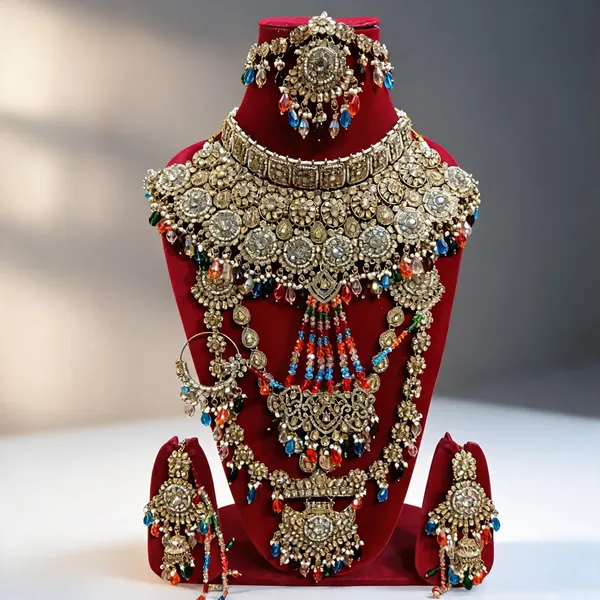 Gold_Tone_Copper_Brass_Pearl_Bridal_Jewellery_Set_For_Women