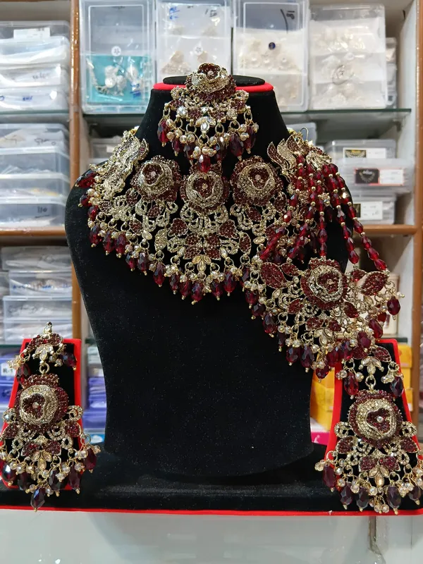 Gold_Tone_Red_Copper_Brass_Pearl_Bridal_Jewellery_Set_For_Women