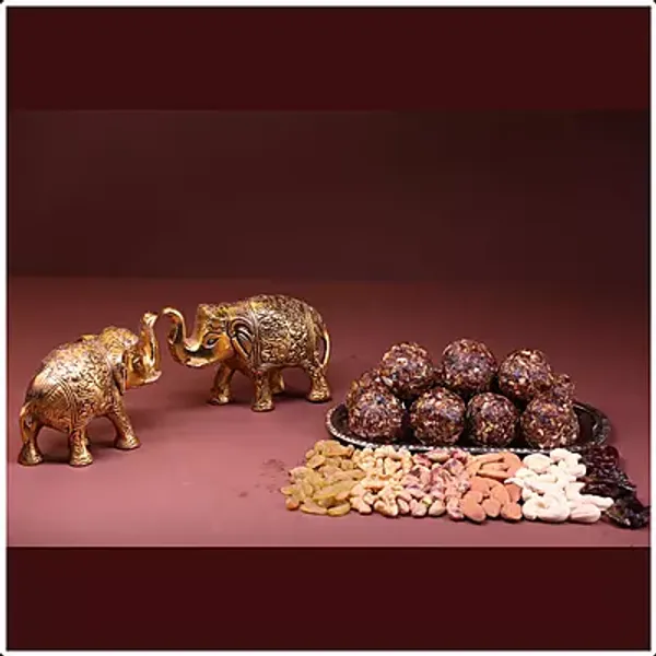 Dates_Nuts_Laddoo_I_Natural_Energy