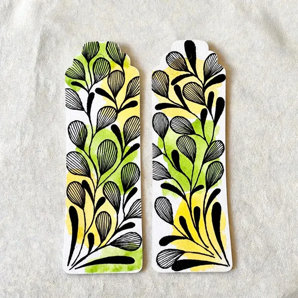 Botanical_Floral_Print_Paper_Bookmarks_For_Reading_Set_Of_2