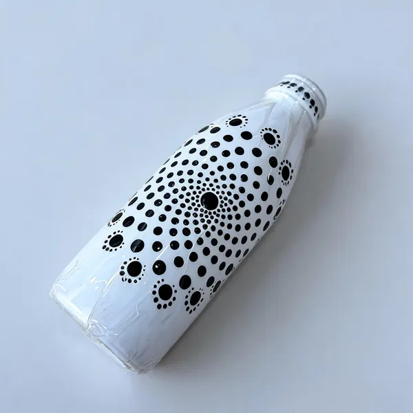 Glass_White_Dot_Pattern_Decorative_Bottle