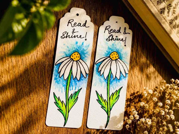 Hand-Painted_Daisy_Floral_Paper_Bookmark_Set