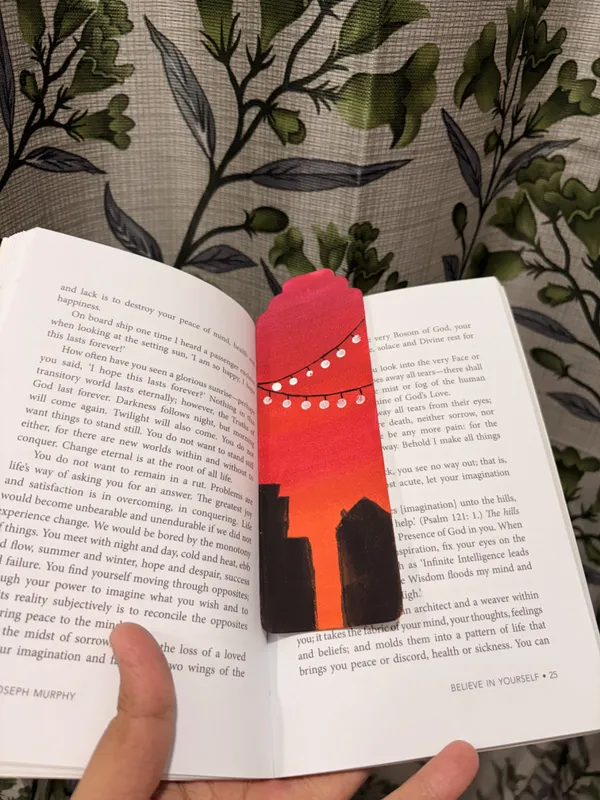 Red_Sun_Cityscape_Paper_Decorative_Bookmark