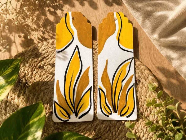 Abstract_Floral_Mustard_Black_Bookmark_Set_of_2