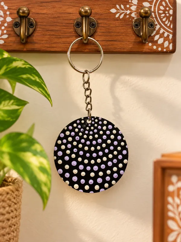 Lavender_White_Dot_Pattern_Round_Keychain