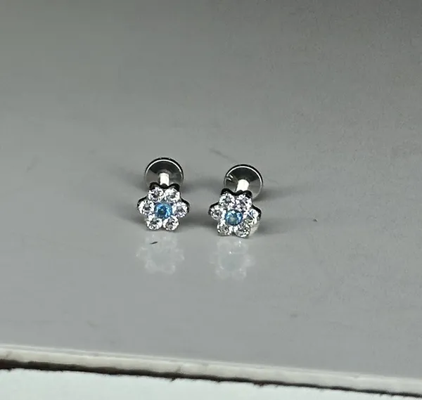 Aurora_Solitaire_Premium_Titanium_Studs