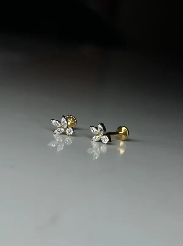 Eternal_Bloom_Premium_Titanium_Studs_For_Women