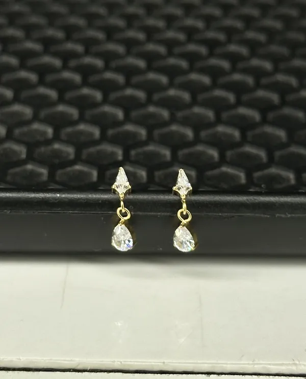Celestial_Drop_Premium_Titanium_Studs_For_Women