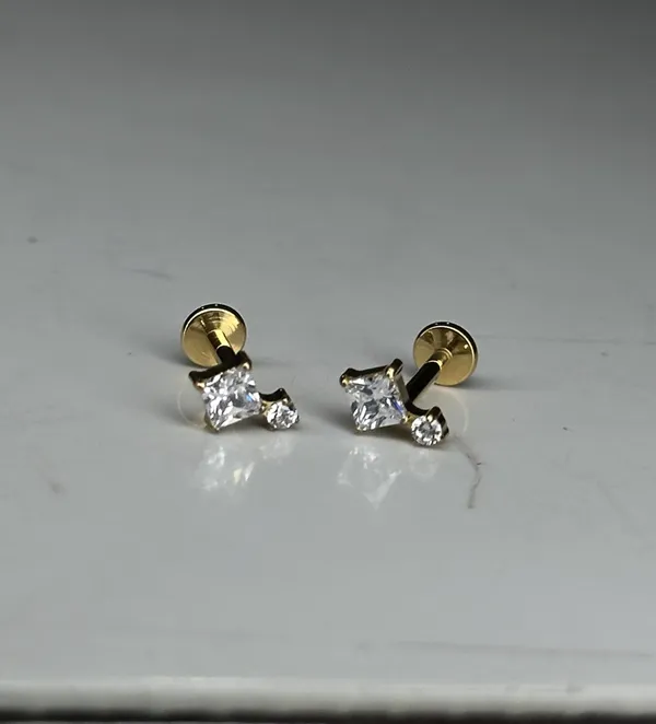 Dainty_Crystal_Premium_Titanium_Studs_For_Women