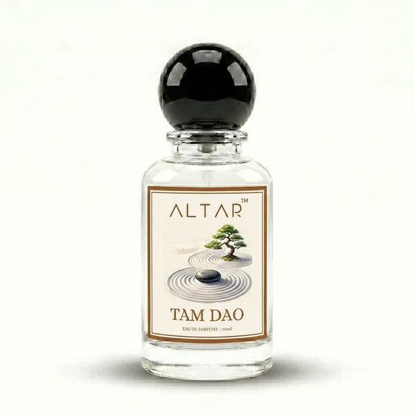 Altar_Tam_Dao_Sandalwood_Cedarwood_Amber_Attar