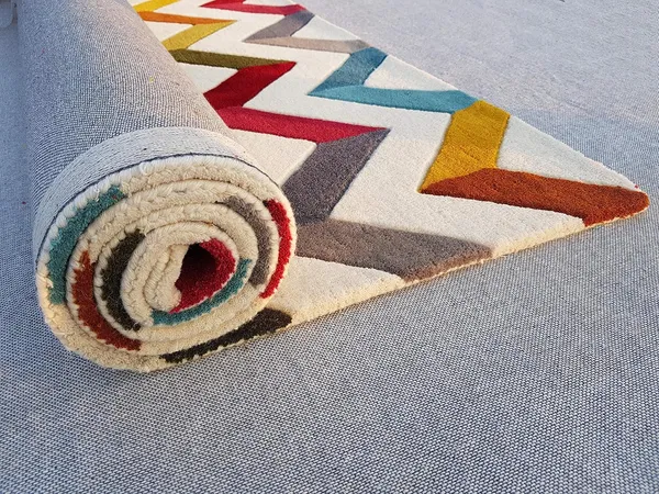 Micro_Polyester_Shaggy_Red_Ivory_Plain_Carpet
