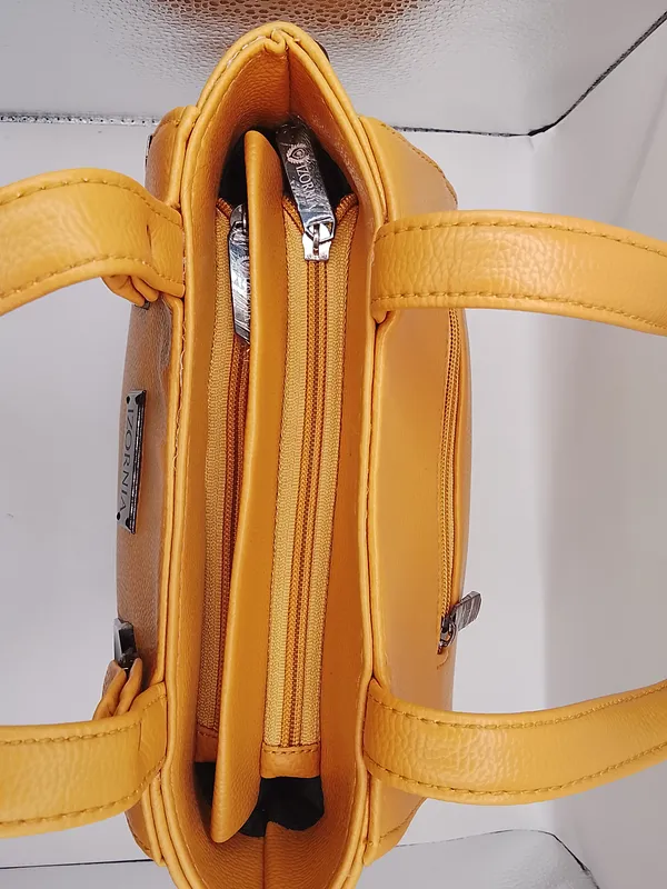 Yellow_Textured_Structured_Medium_Tote_for_Women