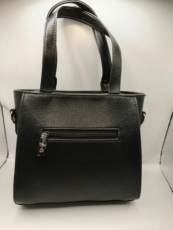 Black_Textured_Medium_Tote_Handbag_for_Women