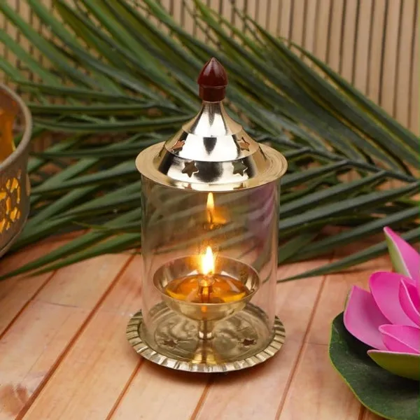 Brass_Traditional_Diya_Borosilicate_Glass_Cover_Oil_Lamp