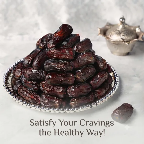 Jumbo_Safawi_Dates_Mom_Traders_200g