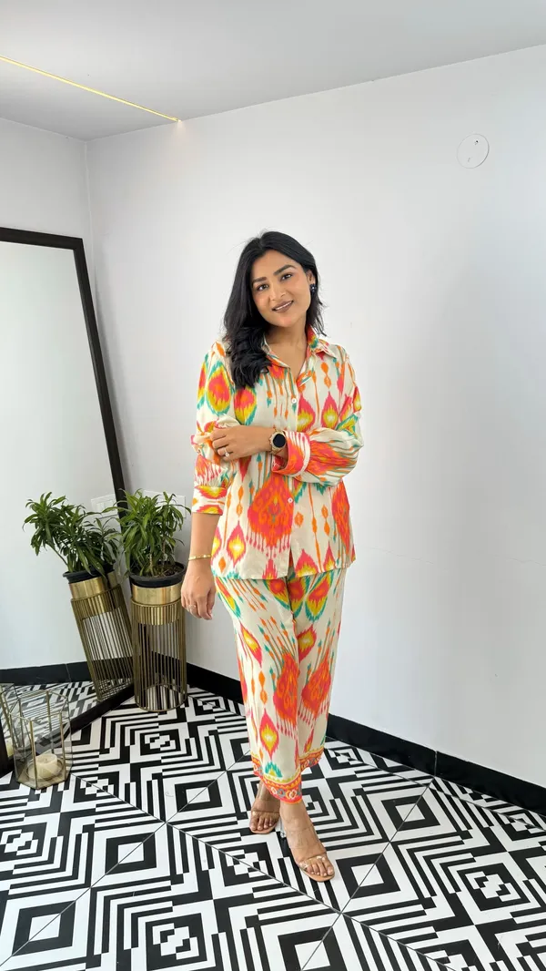 Frida_Orange_Cord_Set