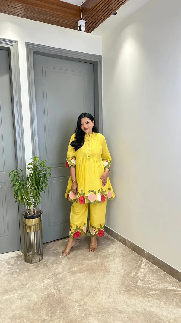 Butter_Yellow_Floral_Mul_Cord_Set