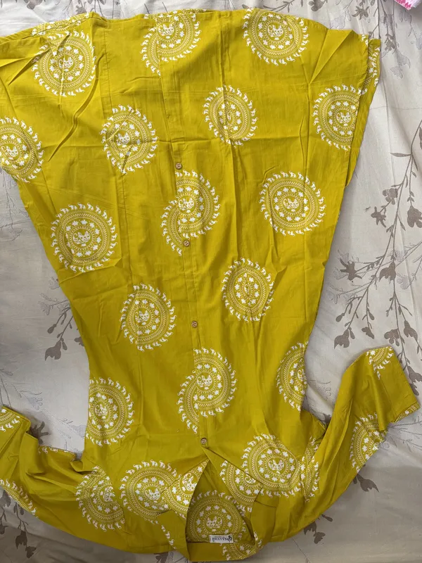 Mustard_Cotton_Straight_Paisley_Print_Kurta_For_Women