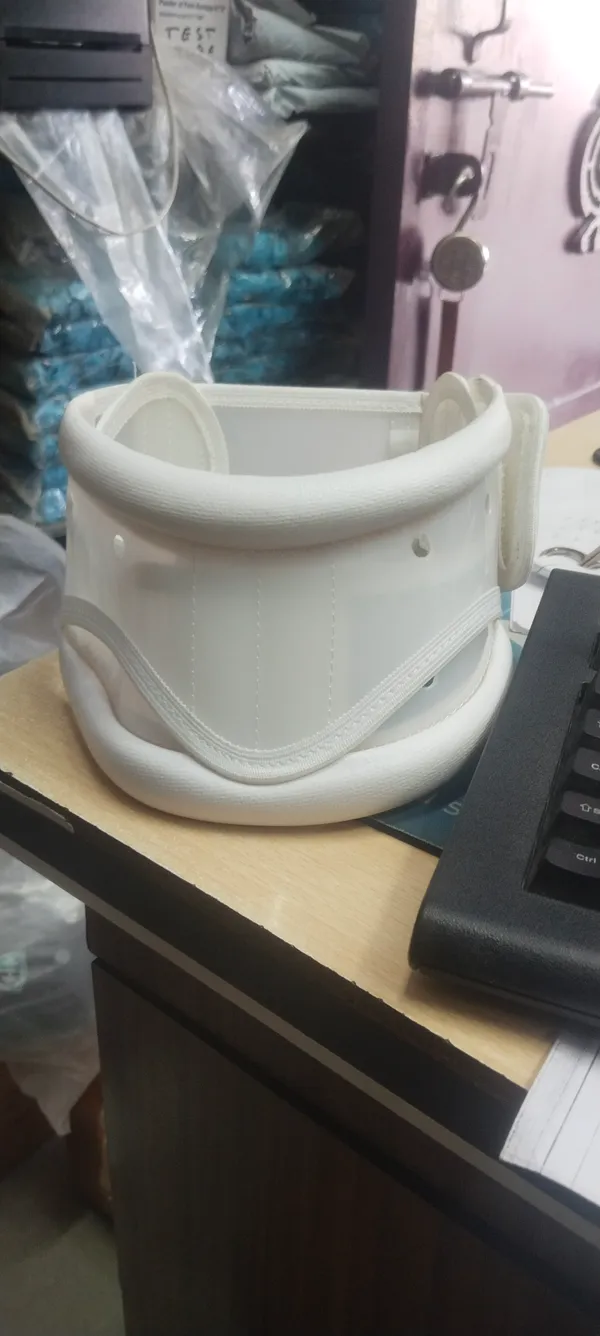 White_Adjustable_Hard_Cervical_Collar_Neck_Support