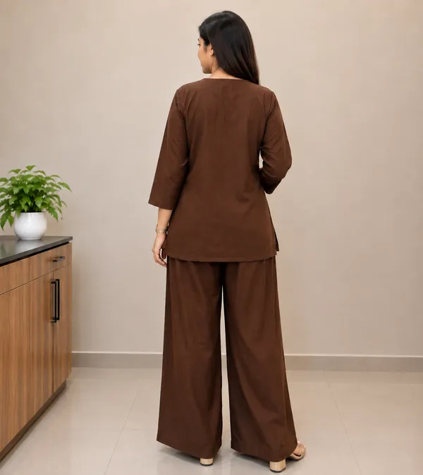 Brown_Sui_Dhaga_Slub_Relaxed_Fit_Co-Ord_Set_For_Women