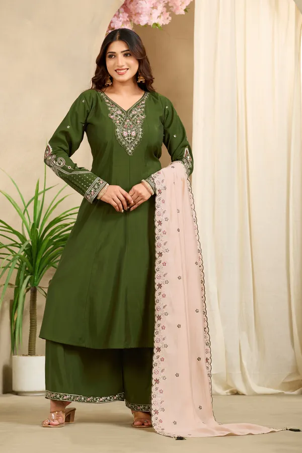 Green_Roman_Silk_Kurta_Set_With_Dupatta_For_Women