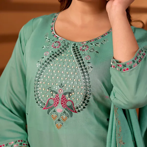 Green_Roman_Silk_Straight_Kurta_Set_For_Women