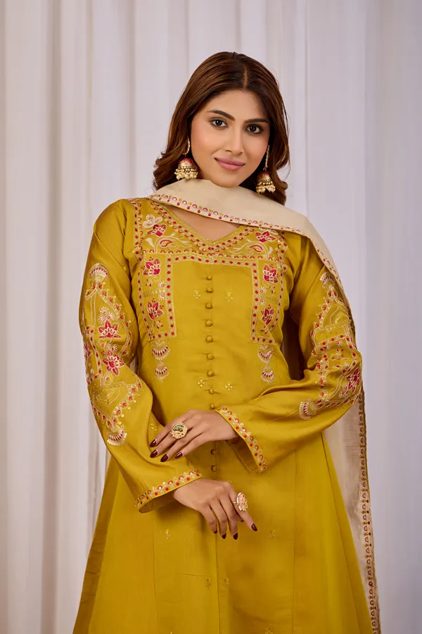Mustard_Two_Tone_Roman_Silk_Straight_Kurta_Set_For_Women