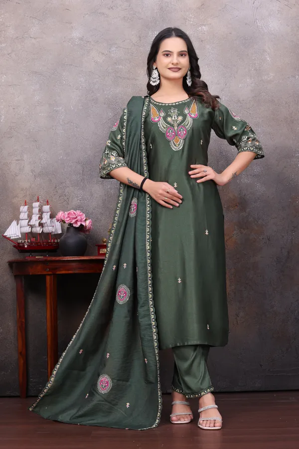 Green_Gaji_Silk_Straight_Kurta_Set_For_Women