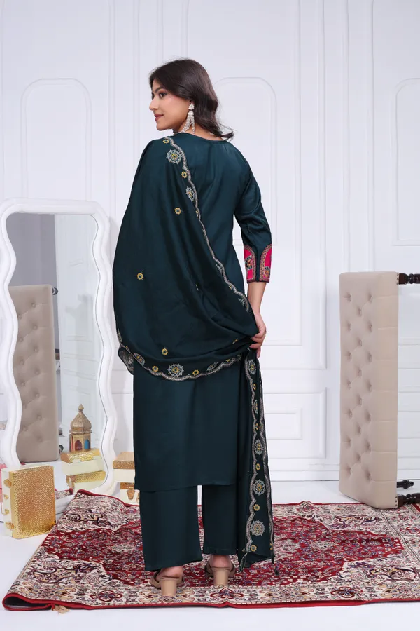 Dark_Green_Gaji_Silk_Kurta_Set_For_Women