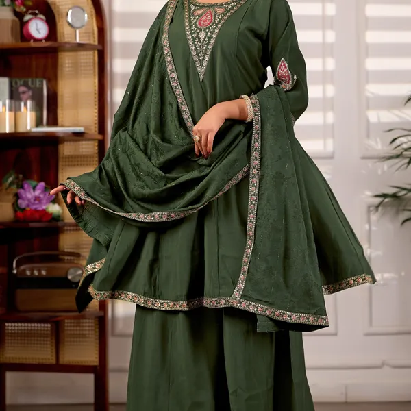 Green_Roman_Silk_Kurta_With_Dupatta_For_Women