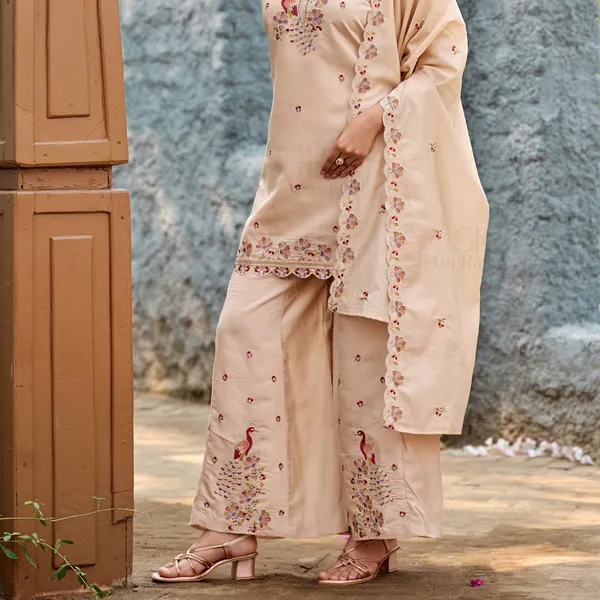 Beige_Roman_Silk_Kurta_Set_For_Women