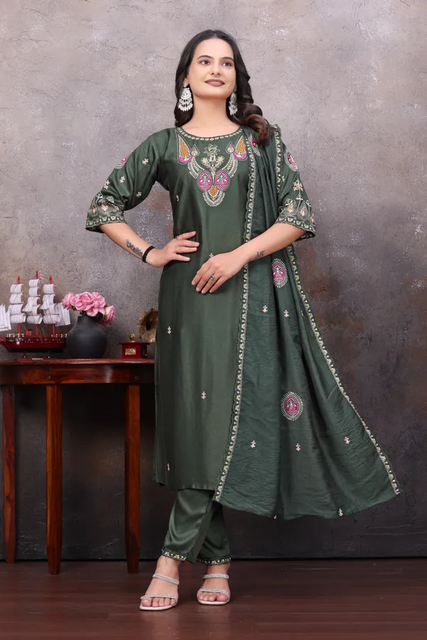 Green_Gaji_Silk_Straight_Kurta_Set_For_Women
