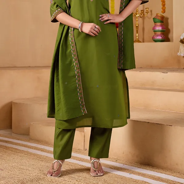 Olive_Green_Two_Tone_Roman_Straight_Kurta_Set_For_Women