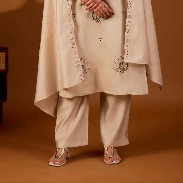 Beige_Roman_Silk_Kurta_Set_With_Dupatta_For_Women
