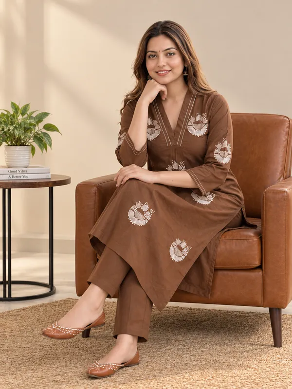 Brown_Dabu_Cotton_Straight_Kurta_Set_For_Women