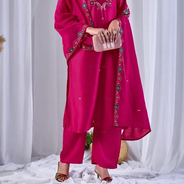 Magenta_Gaji_Cotton_Straight_Kurta_Set_For_Women
