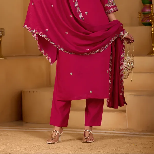 Magenta_Roman_Silk_Straight_Kurta_Set_For_Women