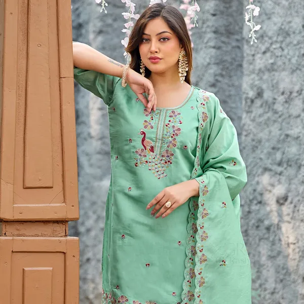 Green_Roman_Silk_Straight_Kurta_Set_For_Women