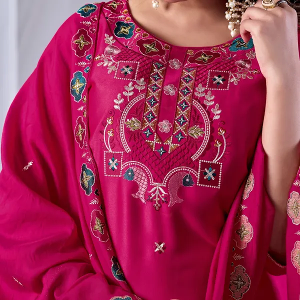 Magenta_Gaji_Cotton_Straight_Kurta_Set_For_Women