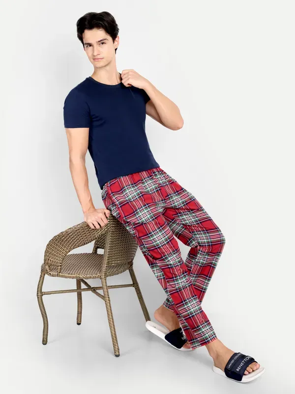 Multicolor_Red_Check_Pure_Cotton_Modern_Relaxed_Pajama_For_Men