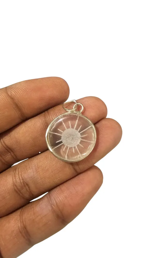Transparent_Spatika_Pendant_Pooja_And_Festive_Decoration