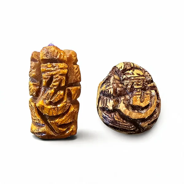 Ganesha_Figurine_Duo_Turmeric_&_Arecanut_Carved_Set