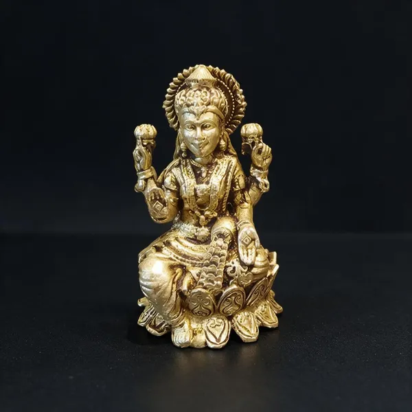 Gold_Brass_Lakshmi_Idol_Home_Decor_And_Meditation