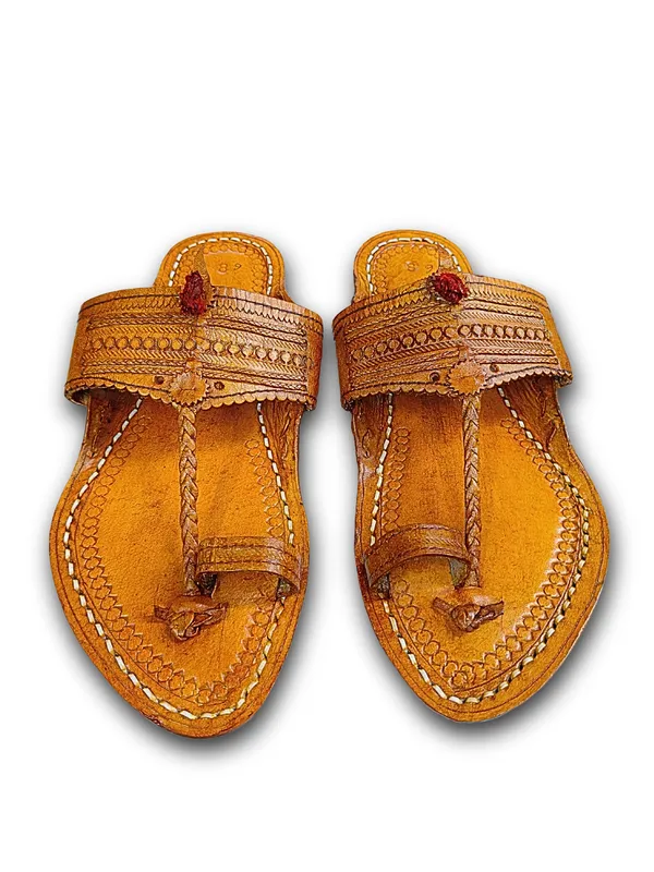 Tan_Puna_Leather_Traditional_Kolhapuri_Sandals_For_Men