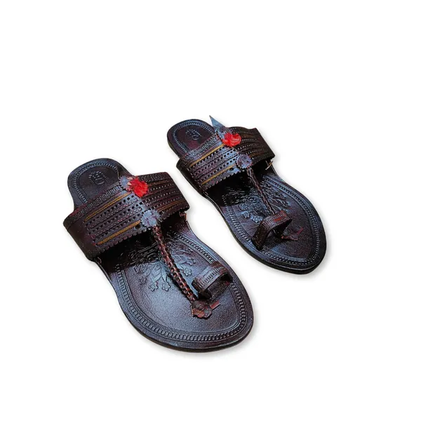 Brown_Zari_Leather_Kolhapuri_Sandals_For_Men