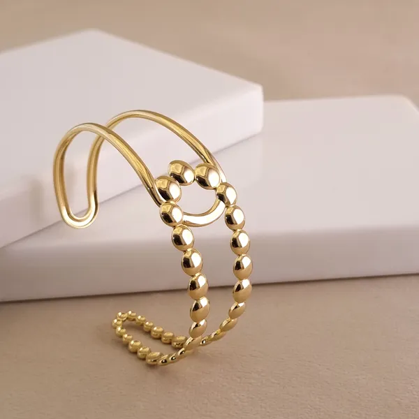 Beaded_Aura_Cuff